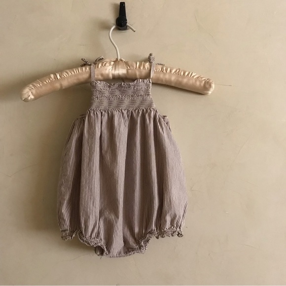 Oshkosh Cotton Romper - Picture 4 of 6